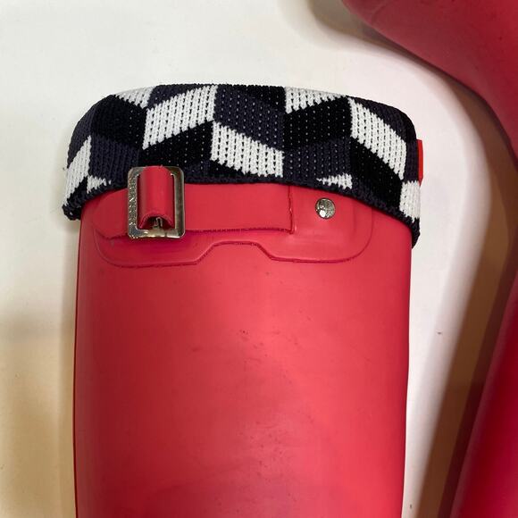 Hunter Boots Pink Waterproof Wellingtons Black & White Knit Cuff EUC Sz 6 - Picture 2 of 11